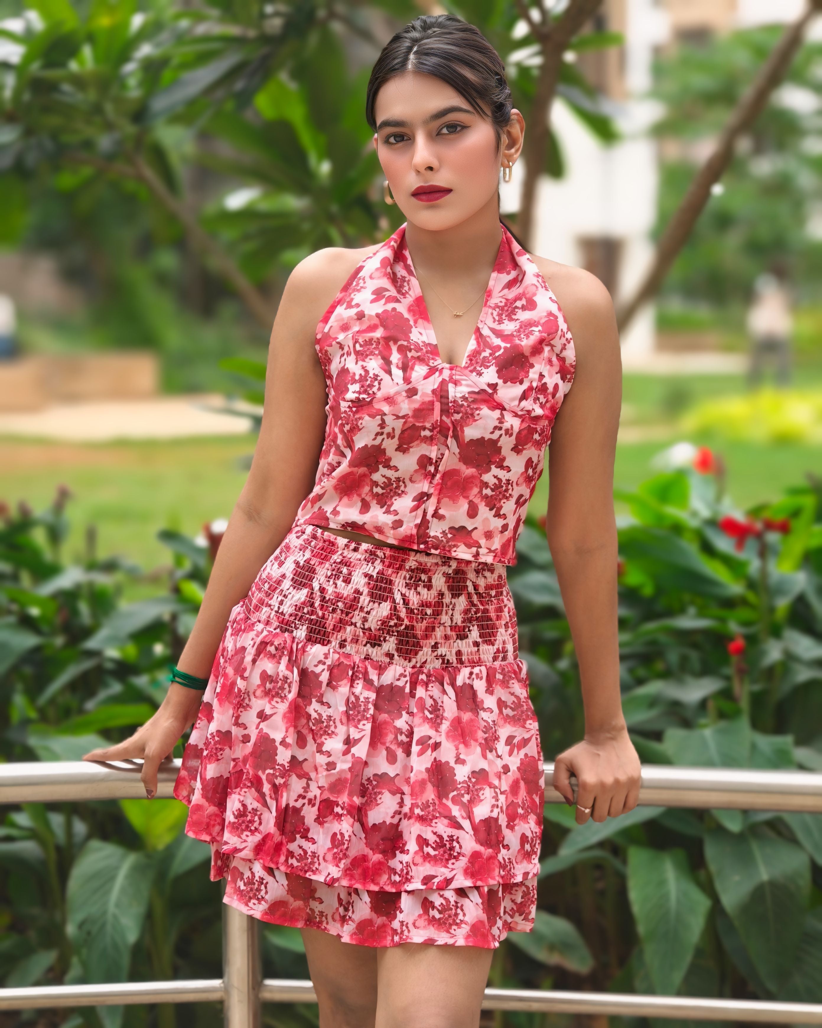 Voxelle Women Floral Print Sleeveless Halter Neck Two Piece Set