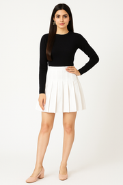 Voxelle White Pleated Short Skirt